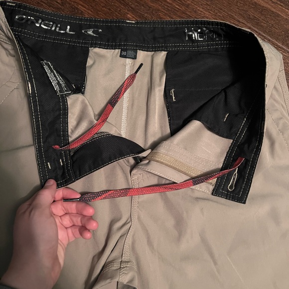 Men’s O’Neil khaki colored shorts - Picture 4 of 5